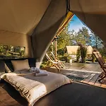 Luxury Vineyard Chateau Ramsak Glamping