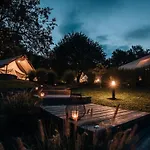 Luxury Vineyard Chateau Ramsak Glamping *