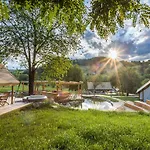 Luxuszelt Luxury Vineyard Chateau Ramsak *