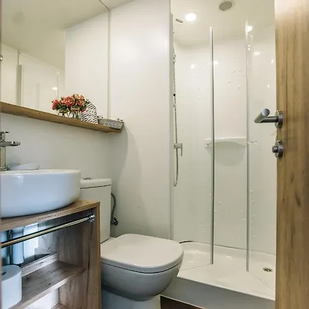 Luxury Vineyard Chateau Ramsak Glamping *