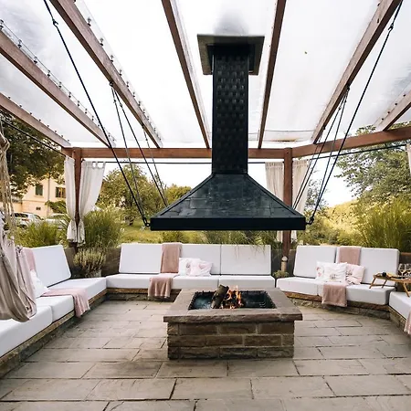 Glamping Luxury Vineyard Chateau Ramsak *