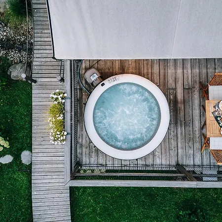 Luxury Vineyard Chateau Ramsak * Maribor