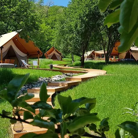 Luxury Vineyard Chateau Ramsak *