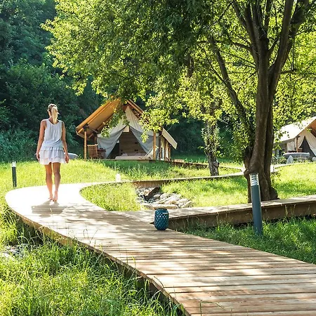 Luxury Vineyard Chateau Ramsak *