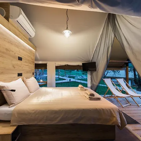 Luxury Vineyard Chateau Ramsak Luksuzni šator Maribor