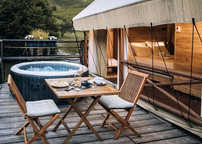 Luksusowy namiot Luxury Vineyard Chateau Ramsak *