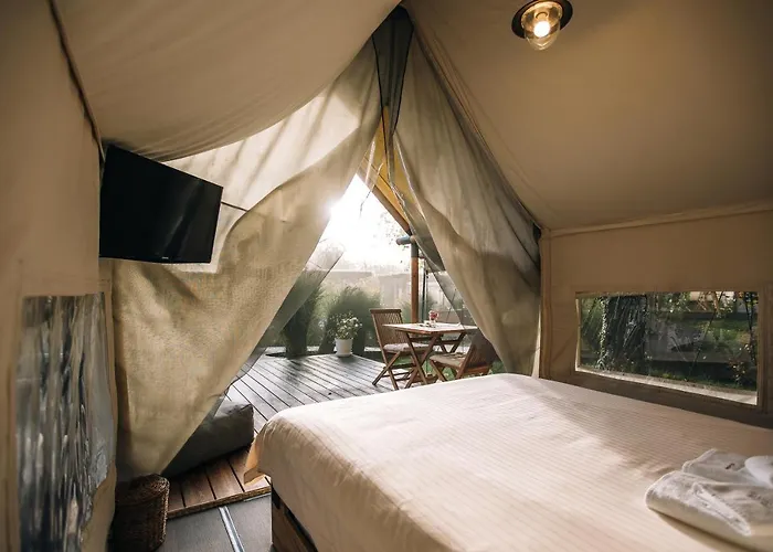 Luksusowy namiot Luxury Vineyard Chateau Ramsak